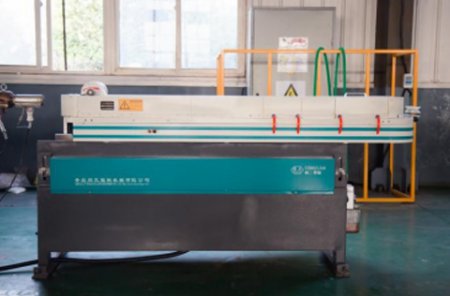 High speed forming machine